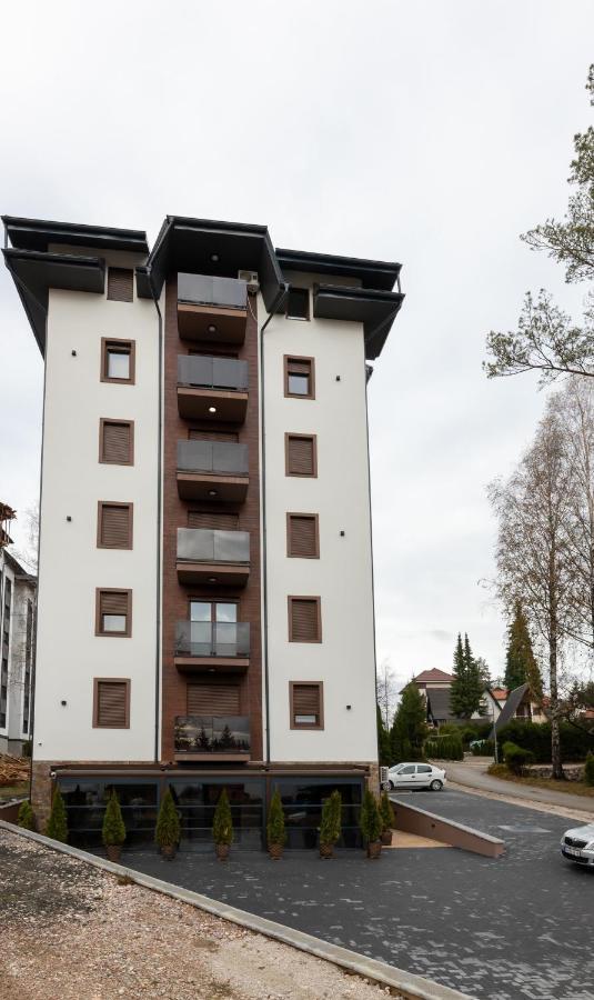 Apartment Oktobar 06